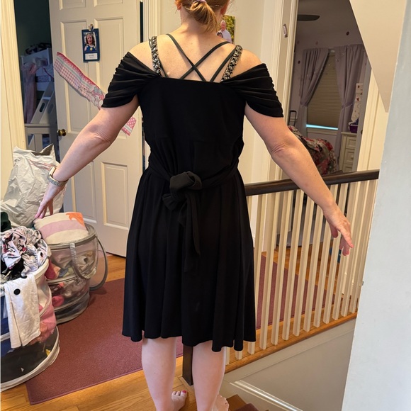 Seraphine Maternity Grecian Dress - Picture 7 of 7